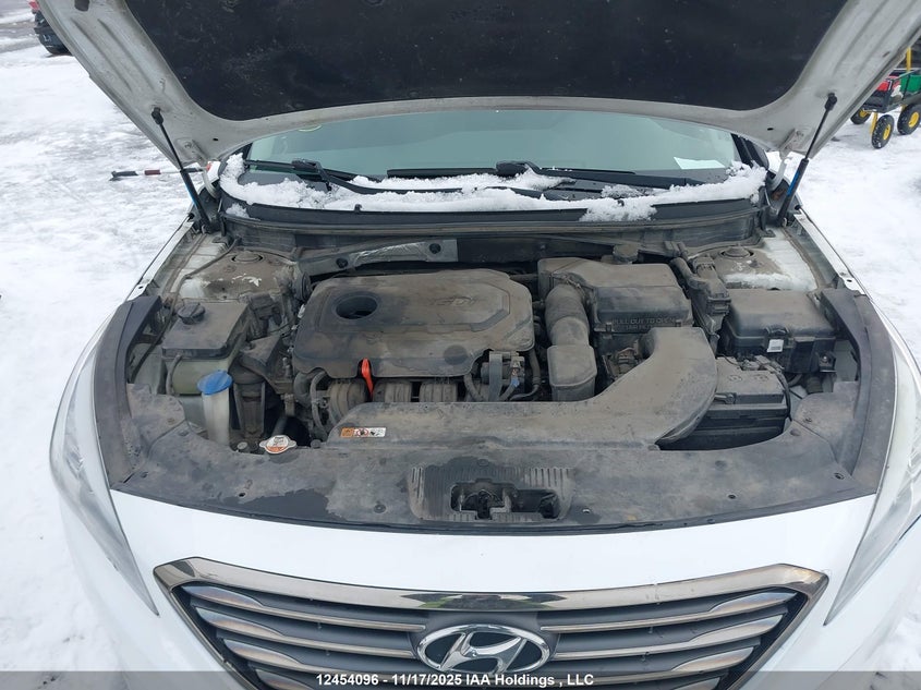 5NPE24AF3HH528110 2017 HYUNDAI SONATA photo no. 10