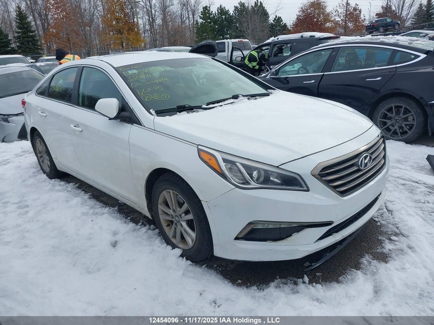 5NPE24AF3HH528110 2017 HYUNDAI SONATA photo no. 13