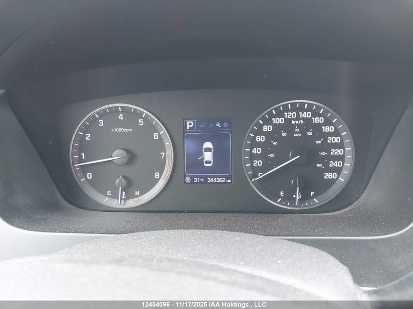 5NPE24AF3HH528110 2017 HYUNDAI SONATA photo no. 7