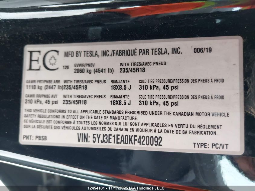 2019 Tesla Model 3 Long Range/Mid Range/Standard Range/Standard Range Plus VIN: 5YJ3E1EA0KF420092 Lot: 12454101
