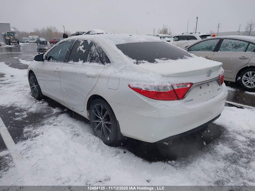 4T1BK1FK2FU562268 2015 TOYOTA CAMRY photo no. 3