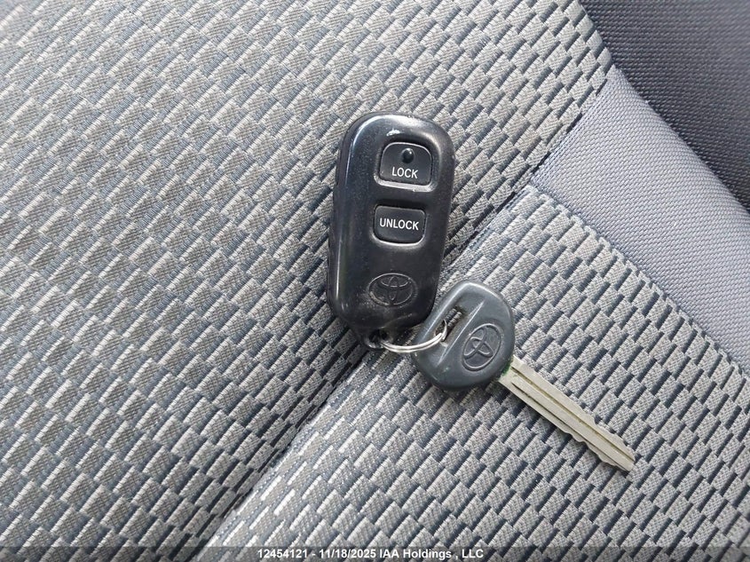 JTEHD20VX50054536 2005 TOYOTA RAV 4 photo no. 11