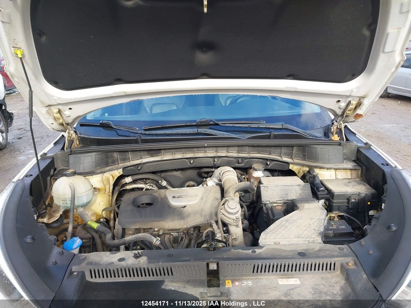 KM8J3CA26JU807187 2018 HYUNDAI TUCSON photo no. 10