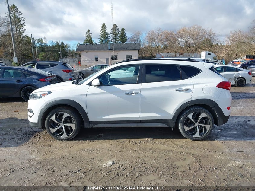 KM8J3CA26JU807187 2018 HYUNDAI TUCSON photo no. 14