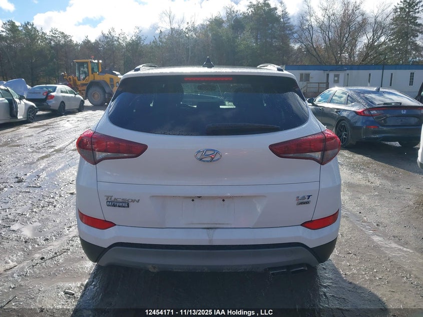 KM8J3CA26JU807187 2018 HYUNDAI TUCSON photo no. 16