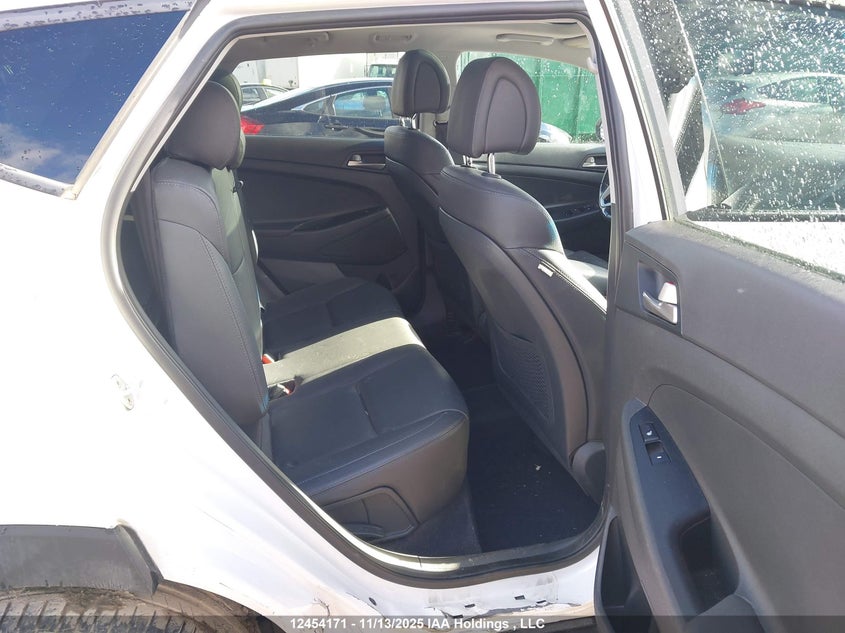 KM8J3CA26JU807187 2018 HYUNDAI TUCSON photo no. 8