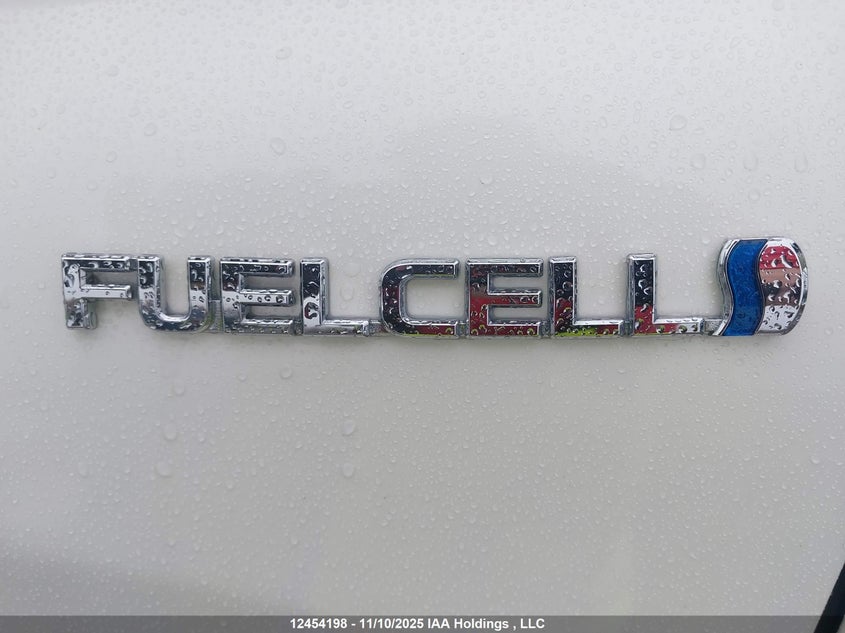 JTDBVRBD2JA005551 2018 TOYOTA MIRAI photo no. 12