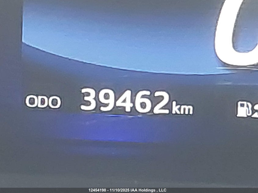 JTDBVRBD2JA005551 2018 TOYOTA MIRAI photo no. 16