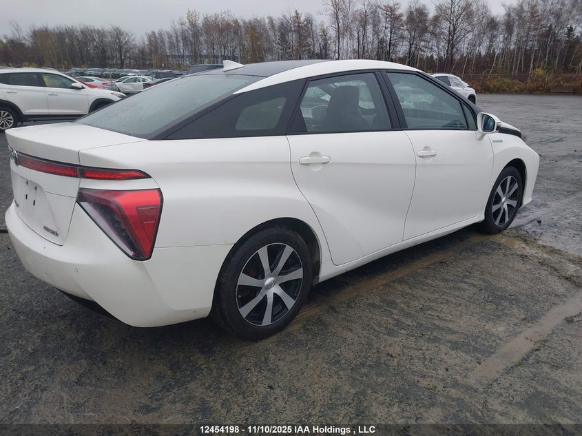 JTDBVRBD2JA005551 2018 TOYOTA MIRAI photo no. 4