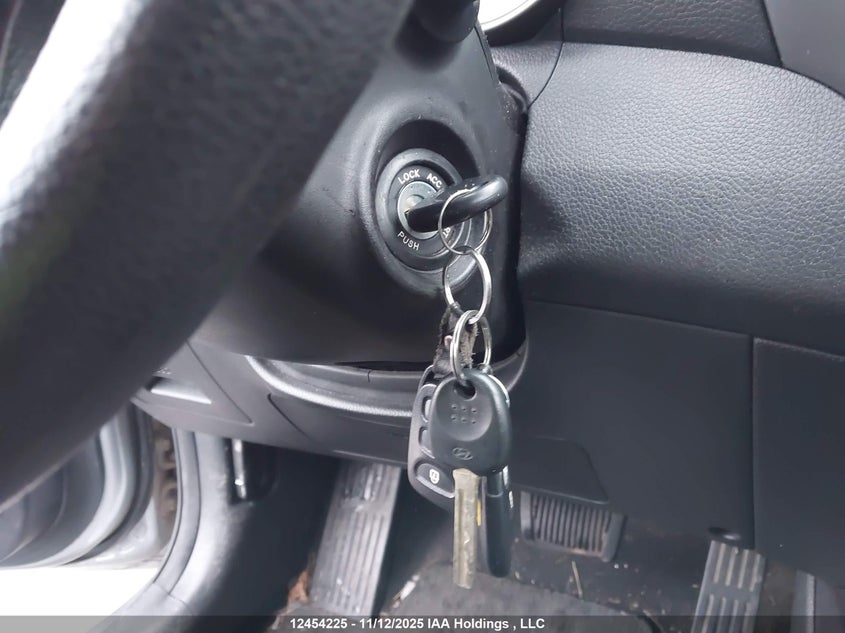 KMHD25LE9DU108031 2013 HYUNDAI ELANTRA photo no. 11
