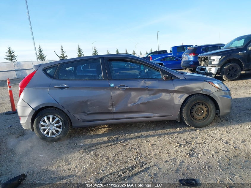 2013 Hyundai Accent Gl VIN: KMHCT5AE9DU140909 Lot: 12454226