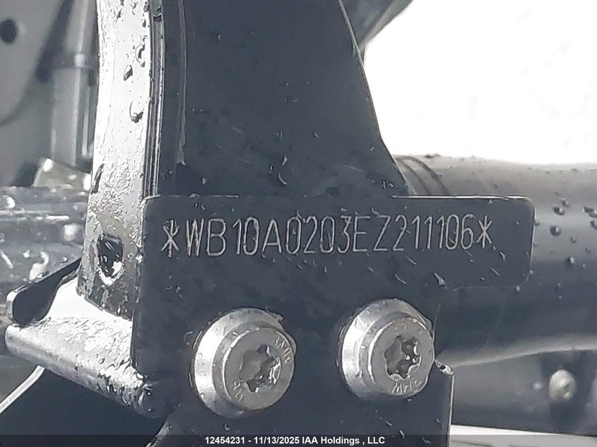 WB10A0203EZ211106 2014 BMW R 1200 photo no. 10