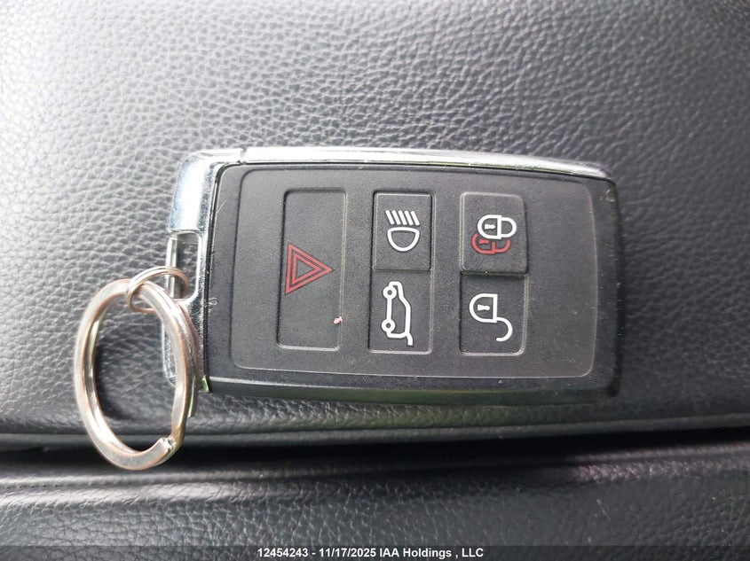 2021 Land Rover Range Rover Velar P340 R-Dynamic S VIN: SALYT2EU4MA307939 Lot: 12454243