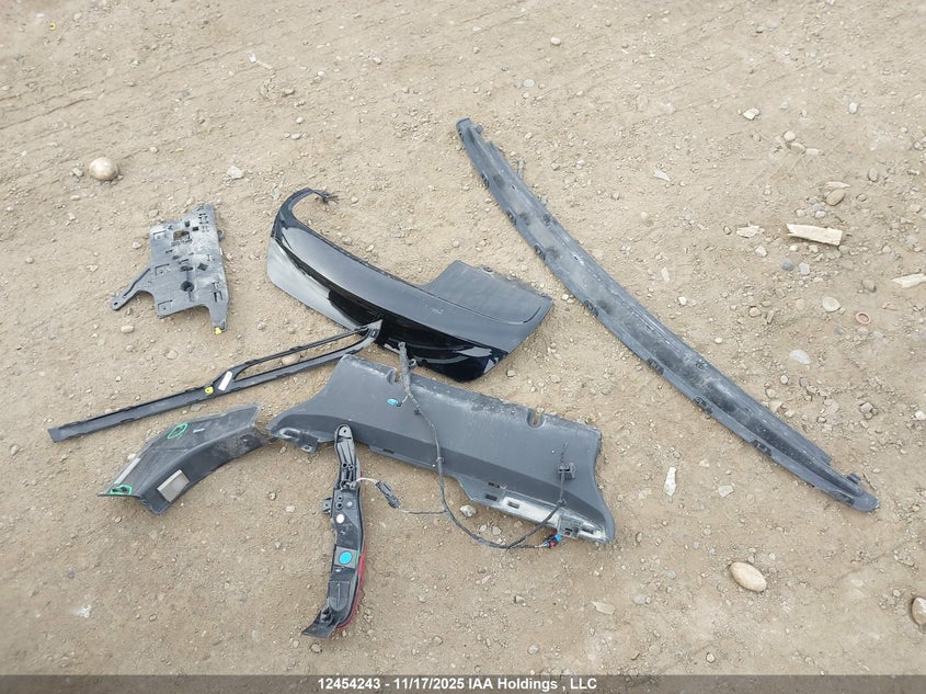 2021 Land Rover Range Rover Velar P340 R-Dynamic S VIN: SALYT2EU4MA307939 Lot: 12454243