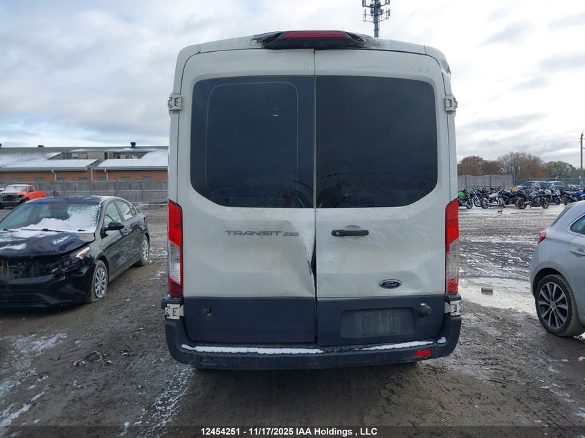 1FTYR2CM4JKA49453 2018 FORD TRANSIT photo no. 17