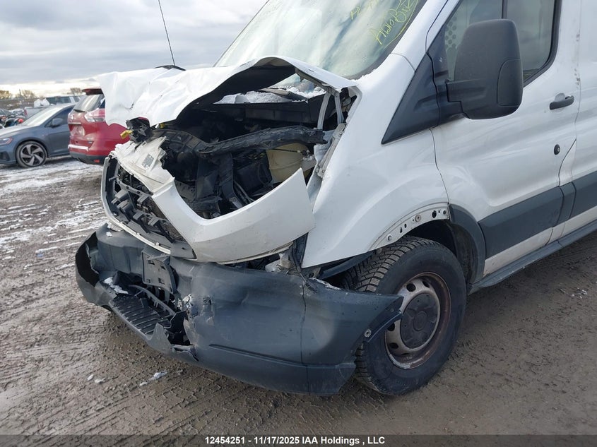 1FTYR2CM4JKA49453 2018 FORD TRANSIT photo no. 19