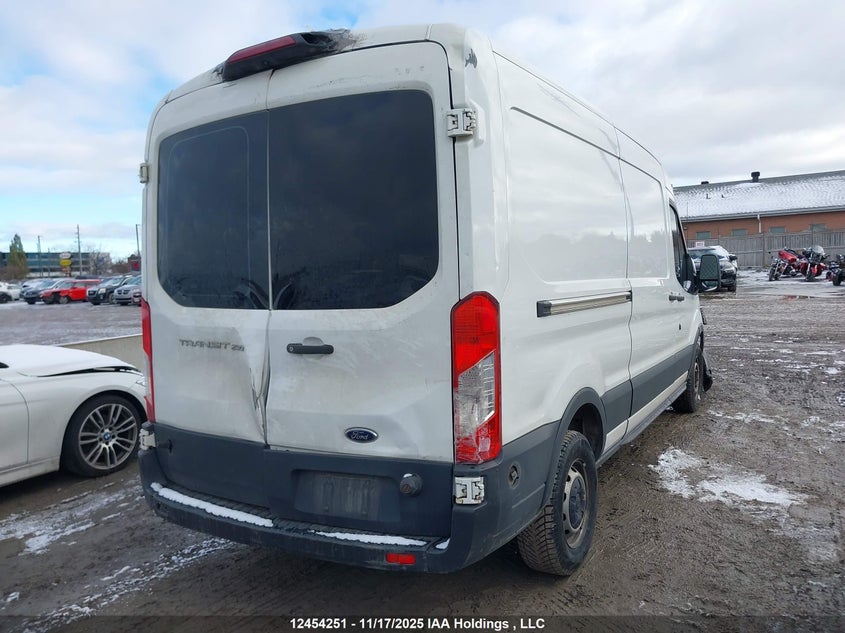 1FTYR2CM4JKA49453 2018 FORD TRANSIT photo no. 4
