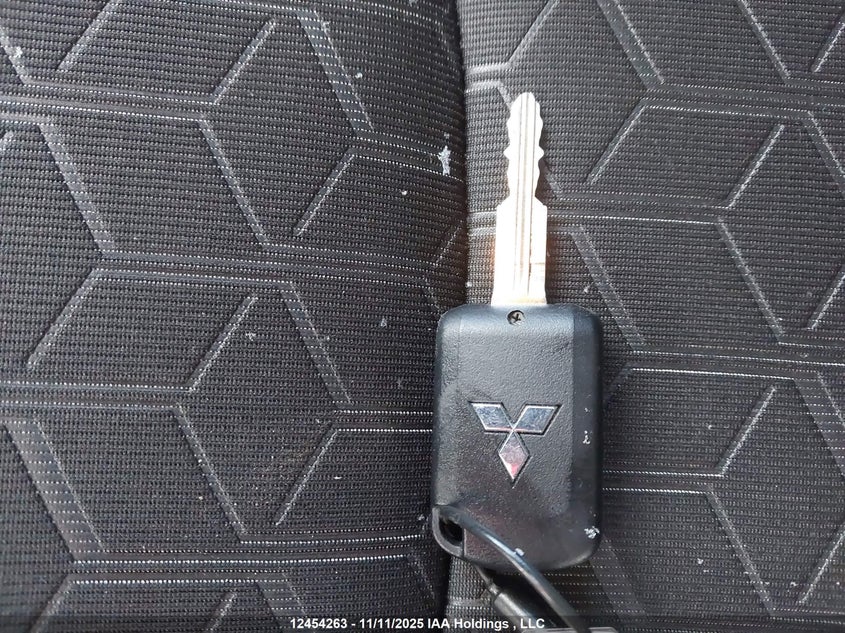 2025 Mitsubishi Rvr Es VIN: JA4AJUAU3SU605436 Lot: 12454263