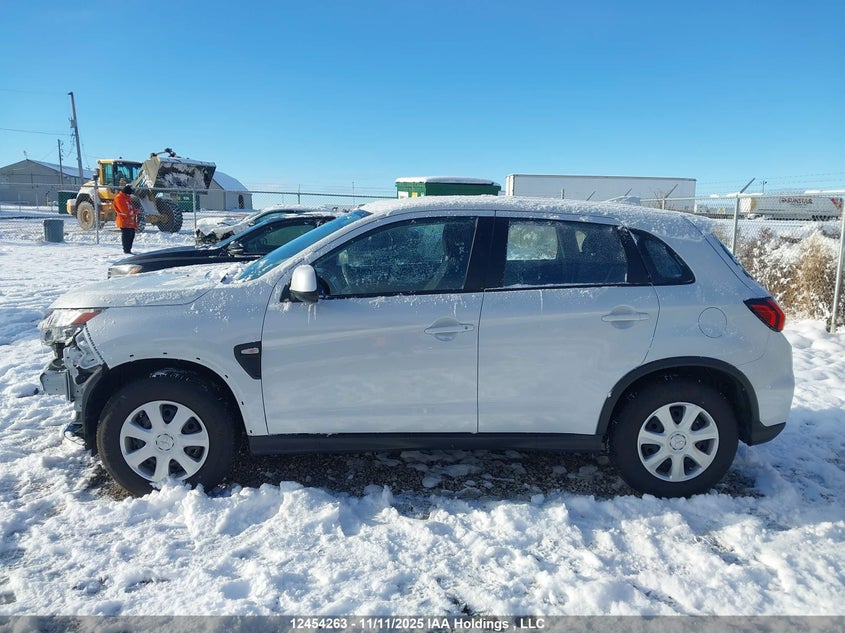2025 Mitsubishi Rvr Es VIN: JA4AJUAU3SU605436 Lot: 12454263