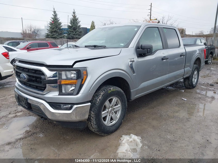 1FTFW1E5XPKD84242 2023 FORD F-150 photo no. 2