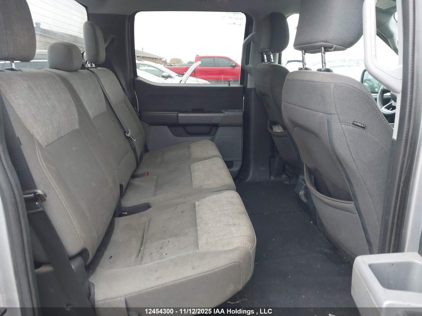 1FTFW1E5XPKD84242 2023 FORD F-150 photo no. 8