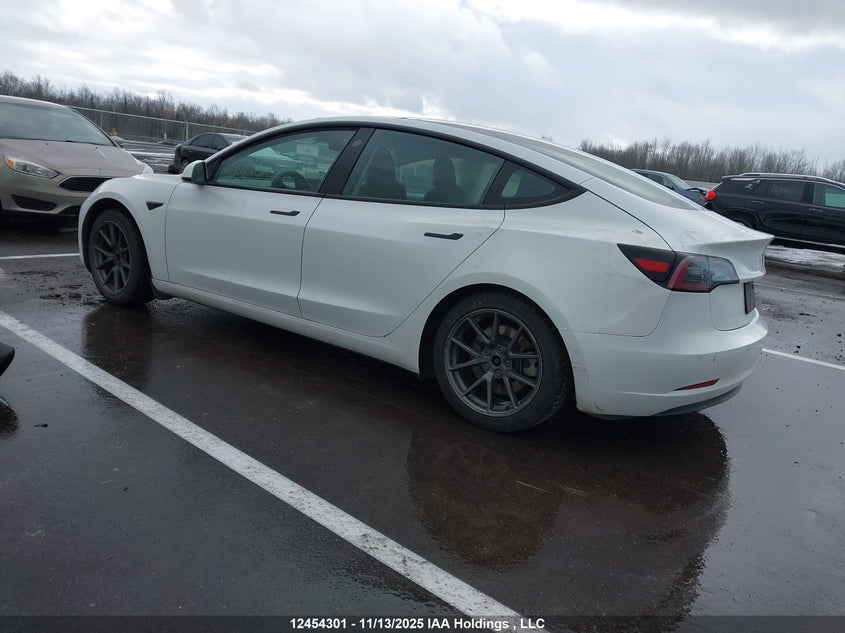 5YJ3E1EA7MF085223 2021 TESLA MODEL 3 photo no. 3