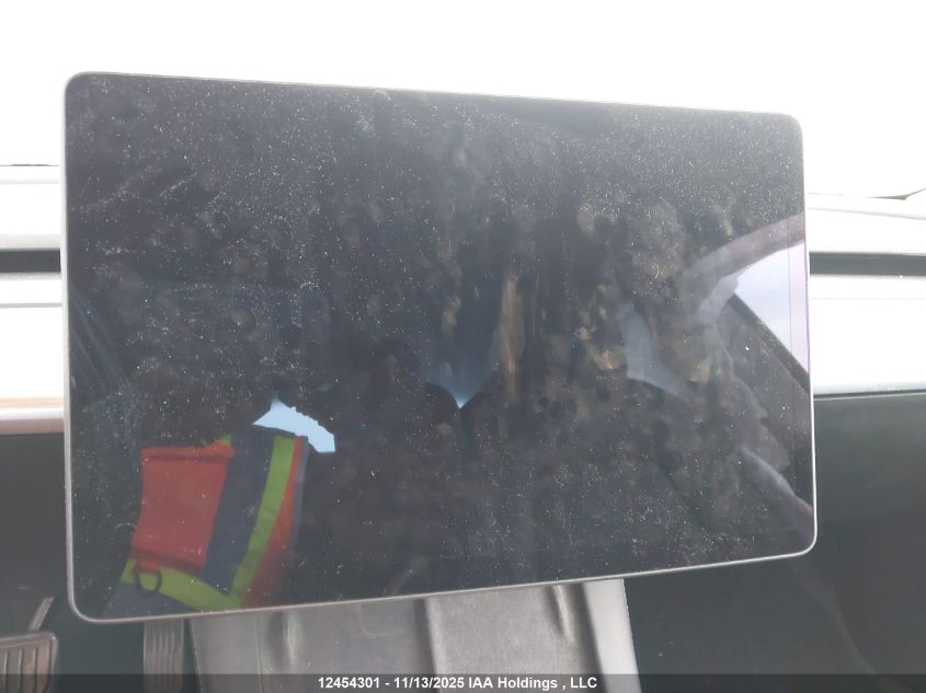 2021 Tesla Model 3 VIN: 5YJ3E1EA7MF085223 Lot: 12454301