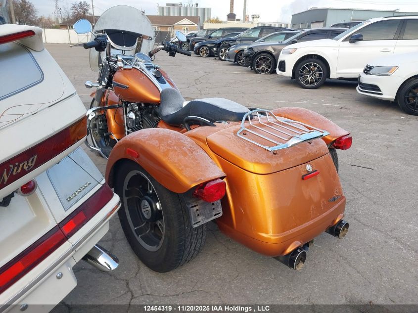 2015 Harley-Davidson Flrt Free Wheeler VIN: 5HD1MCMA3FB852246 Lot: 12454319