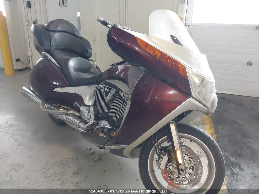 5VPSD36C793002843 2009 Victory Motorcycles Vision Touring auction photo 1