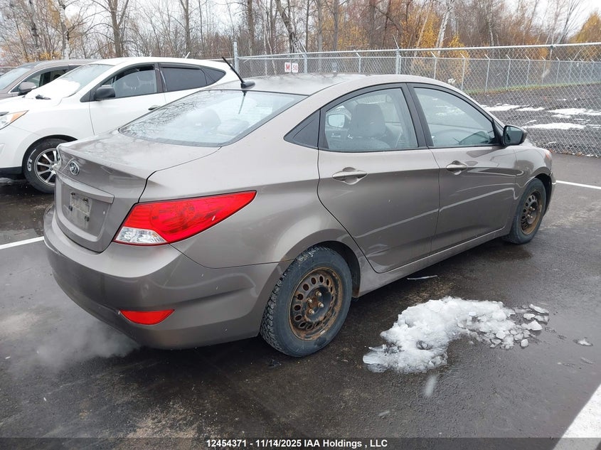 KMHCT4AE6CU258778 2012 HYUNDAI ACCENT photo no. 4