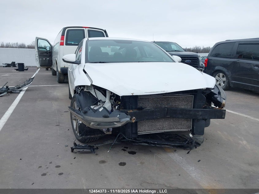 KMHD84LFXJU479633 2018 HYUNDAI ELANTRA photo no. 6