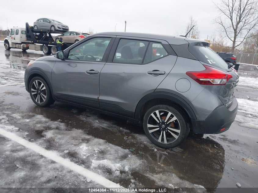 3N1CP5CU3JL530734 2018 NISSAN KICKS photo no. 3