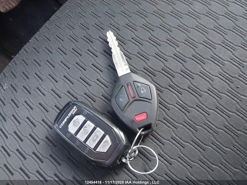 2014 Mitsubishi Outlander Es VIN: JA4AZ2A3XEZ605493 Lot: 12454416