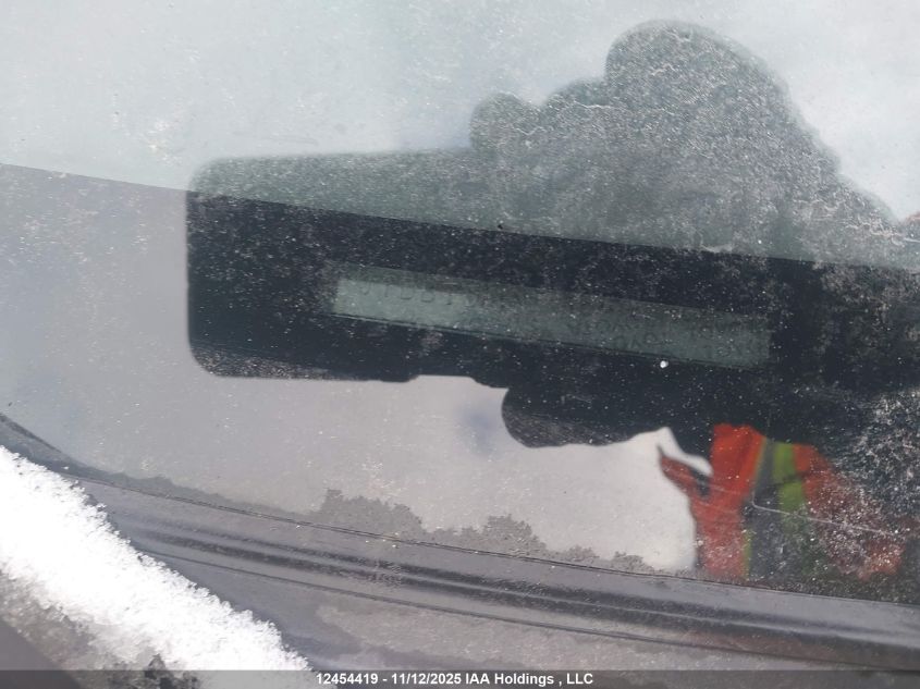 2008 Toyota Yaris VIN: JTDBT923481266171 Lot: 12454419