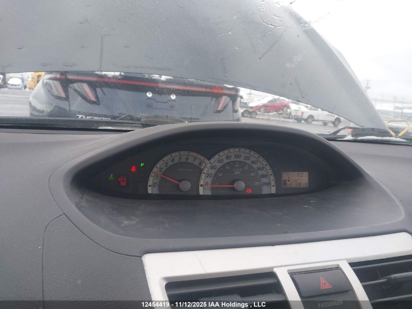 2008 Toyota Yaris VIN: JTDBT923481266171 Lot: 12454419