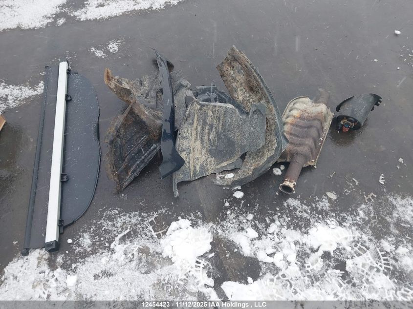 2013 Subaru Outback 3.6R Limited VIN: 4S4BRJLC3D2213962 Lot: 12454423