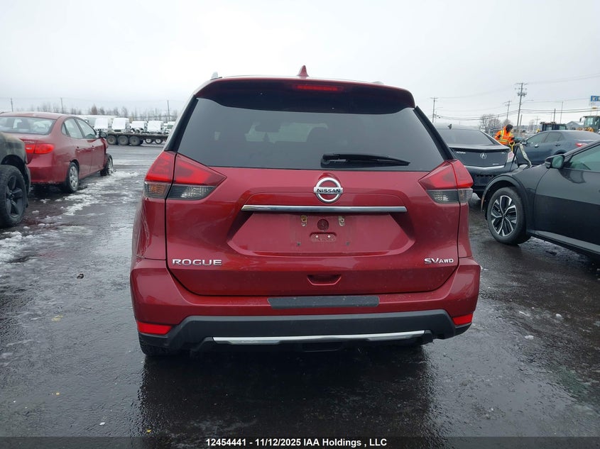 5N1AT2MV1JC717600 2018 NISSAN ROGUE photo no. 16