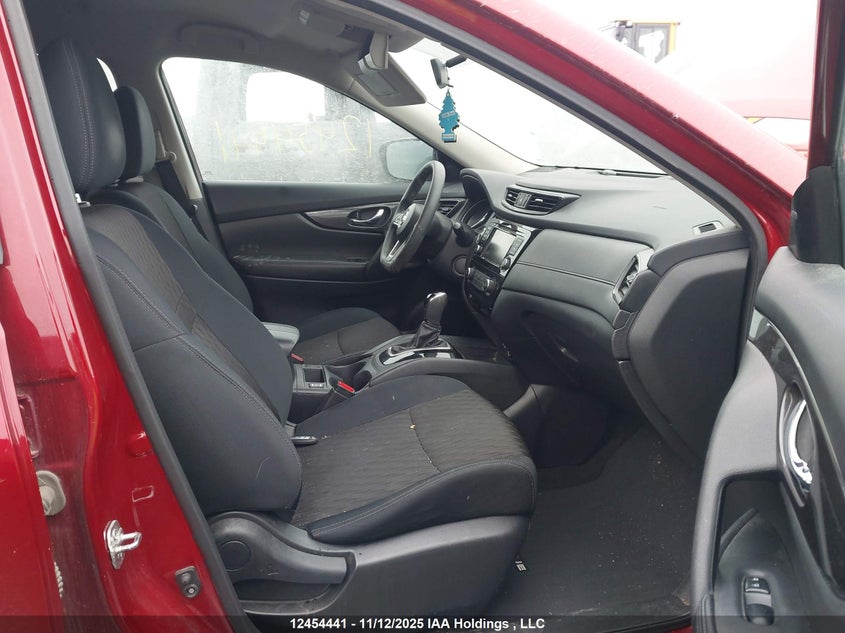 5N1AT2MV1JC717600 2018 NISSAN ROGUE photo no. 5