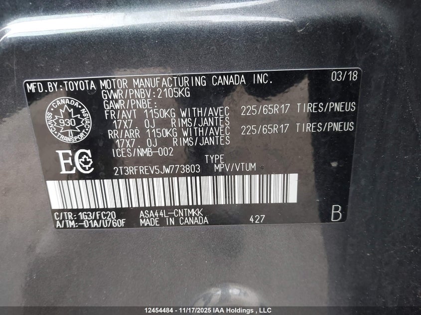 2T3RFREV5JW773803 2018 TOYOTA RAV 4 photo no. 9
