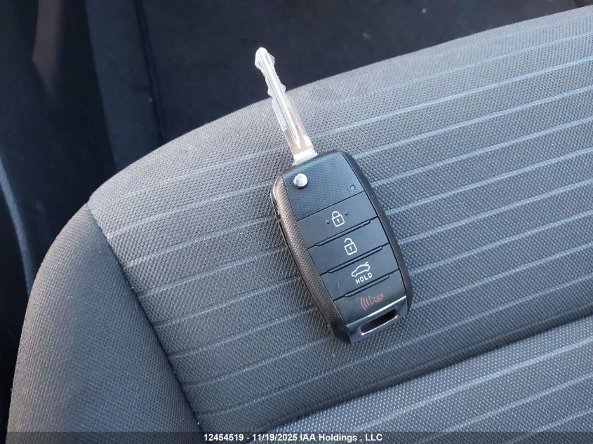 2017 Kia Forte Ex/Ex Luxury/Ex+/Lx/Lx+ VIN: 3KPFL4A77HE102029 Lot: 12454519