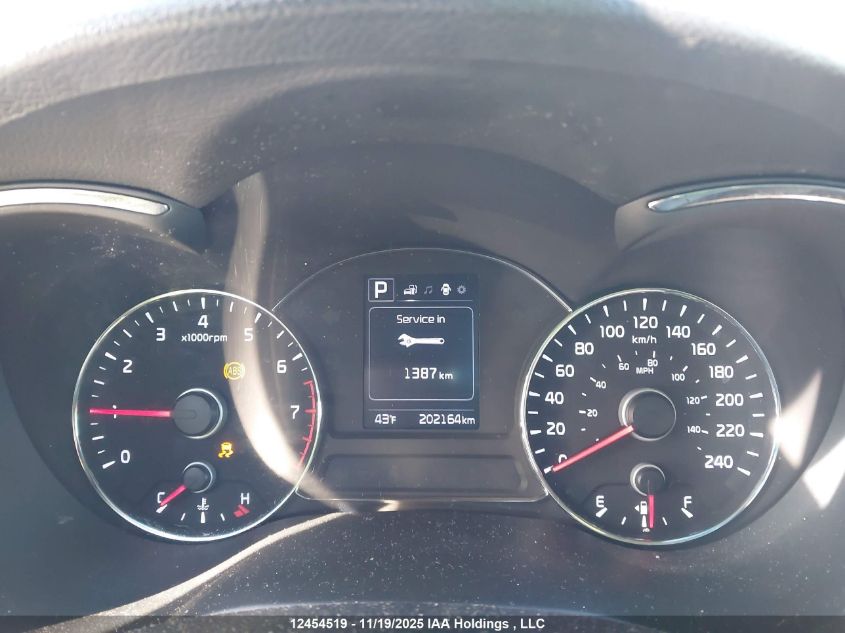 2017 Kia Forte Ex/Ex Luxury/Ex+/Lx/Lx+ VIN: 3KPFL4A77HE102029 Lot: 12454519