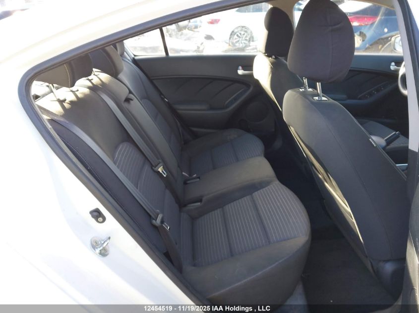 2017 Kia Forte Ex/Ex Luxury/Ex+/Lx/Lx+ VIN: 3KPFL4A77HE102029 Lot: 12454519