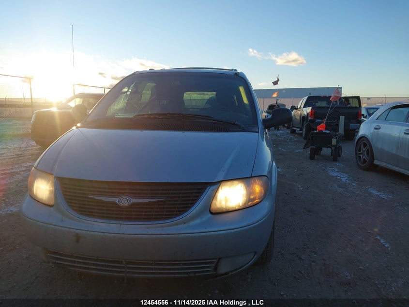 2C8GT64L43R246118 2003 CHRYSLER TOWN & COUNTRY photo no. 11