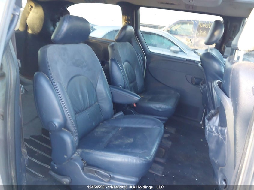2C8GT64L43R246118 2003 CHRYSLER TOWN & COUNTRY photo no. 8