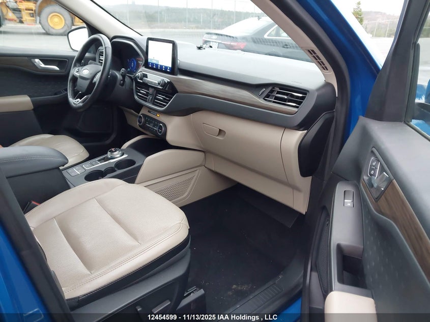 1FMCU9J93LUA13515 2020 FORD ESCAPE photo no. 5