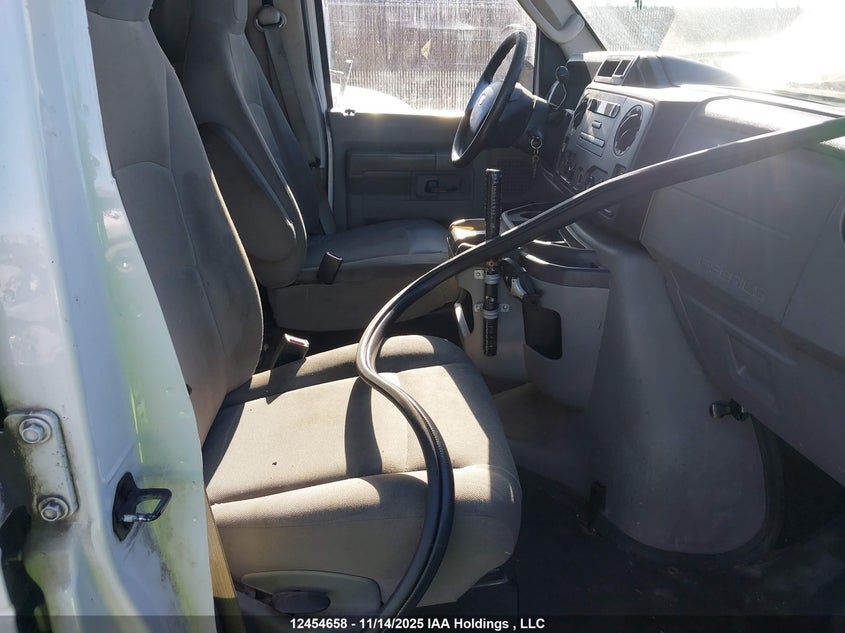 1FTNE1EW1CDA74745 2012 FORD ECONOLINE photo no. 5