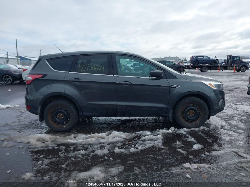 2017 Ford Escape VIN: 1FMCU9G97HUB83892 Lot: 12454664
