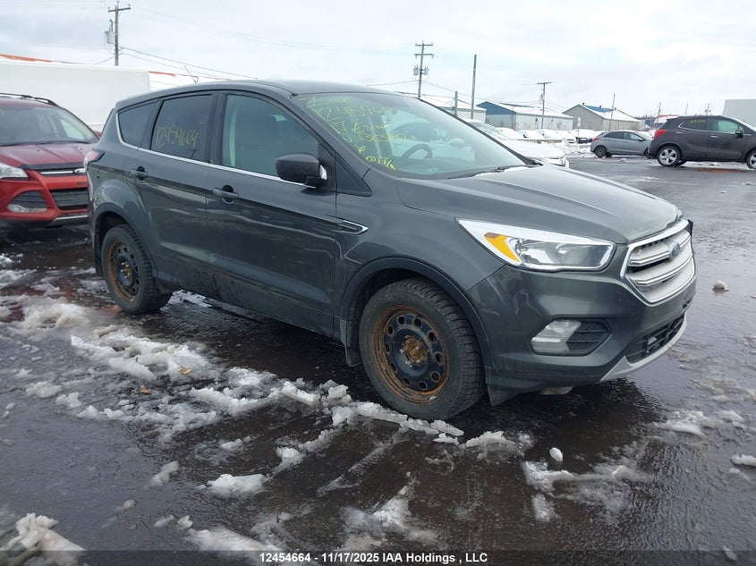 1FMCU9G97HUB83892 2017 FORD ESCAPE photo no. 13