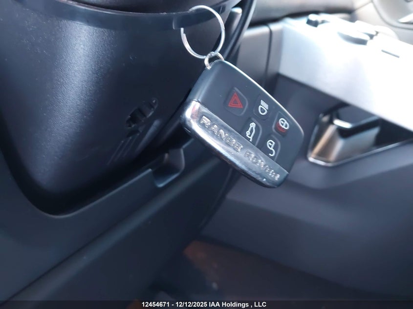 SALVP2BG5GH153047 2016 LAND ROVER RANGE ROVER EVOQUE photo no. 11