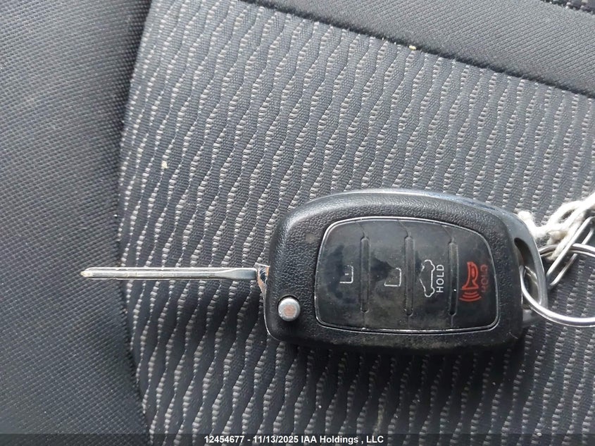 2017 Hyundai Sonata Gl VIN: 5NPE24AF2HH485492 Lot: 12454677